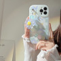 Coque de protection avec des motifs de fleurs délicats et colliers en forme de fleurs (Mayline)